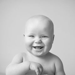 bébé heureux